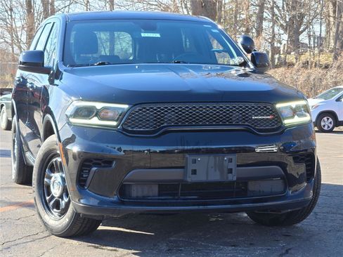 Used 2023 Dodge Durango AWD image 3