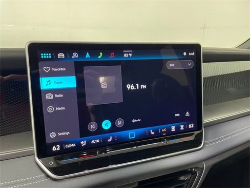 New 2025 Volkswagen Tiguan SE R-Line image 5