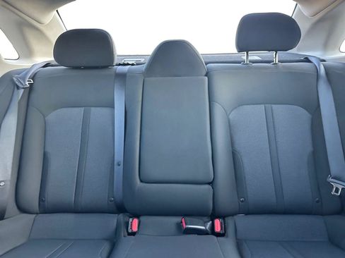 Used 2022 Kia K5 LXS FWD image 17