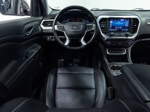 Used 2021 GMC Acadia SLT AWD/4WD image 3