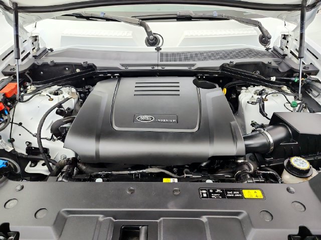 Certified 2023 Land Rover Defender 110 S AWD/4WD image 34