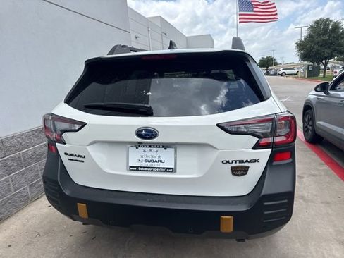 Used 2025 Subaru Outback Wilderness AWD/4WD image 3