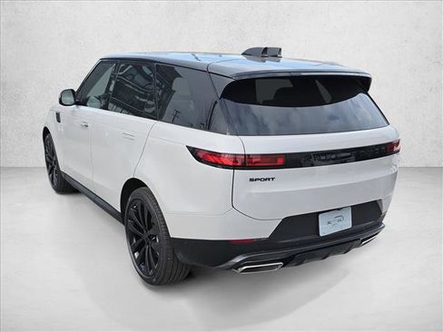 New 2026 Land Rover Range Rover Sport SE image 7