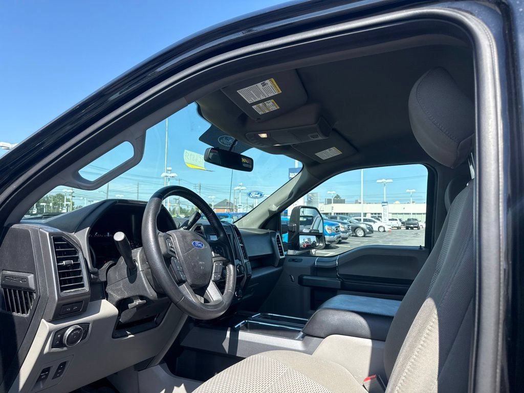 Used 2018 Ford F150 XLT w/ Equipment Group 302A Luxury AWD/4WD image 7
