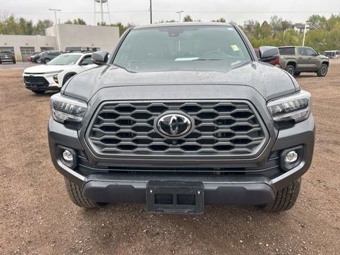 Used 2023 Toyota Tacoma TRD Off-Road w/ Advanced Technology Package AWD/4WD image 8