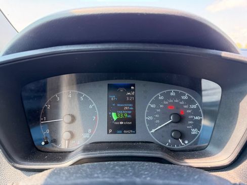Used 2025 Toyota Corolla LE FWD image 15