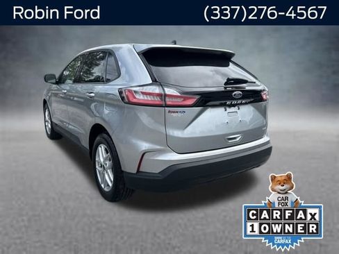 Used 2024 Ford Edge SE image 3