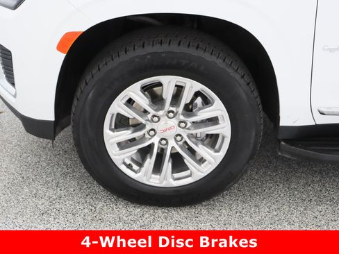 Used 2024 GMC Yukon XL SLT w/ SLT Premium Package image 11