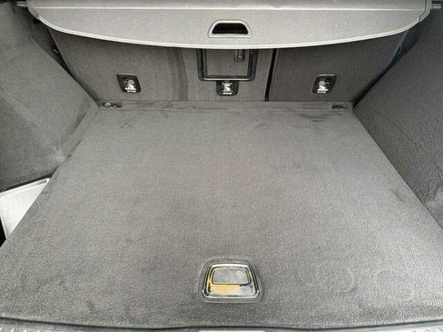 Used 2018 Mercedes-Benz GLE 350 4MATIC image 19