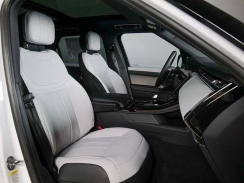New 2026 Land Rover Range Rover Sport Dynamic SE AWD/4WD image 3