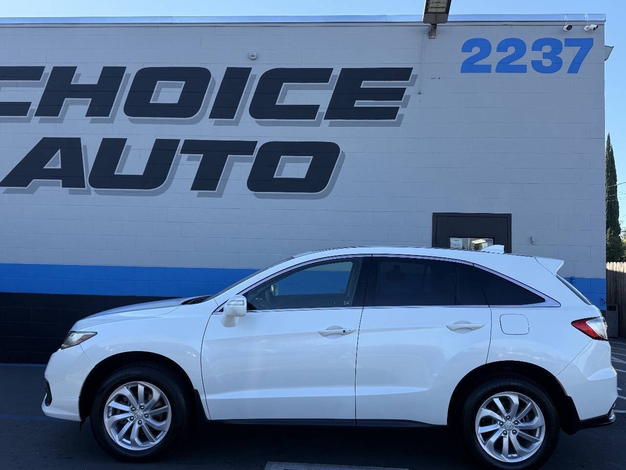 Used 2017 Acura RDX w/ Technology Package FWD image 23