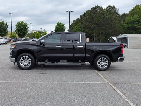 Used 2023 Chevrolet Silverado 1500 LTZ w/ LTZ Premium Package AWD/4WD image 8