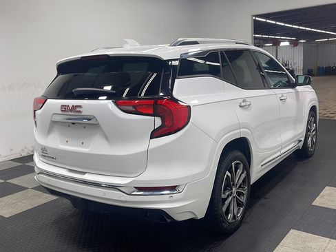 Used 2018 GMC Terrain Denali w/ Comfort Package FWD image 18