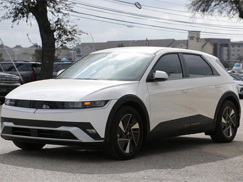 New 2026 Hyundai Ioniq 5 SEL image 7