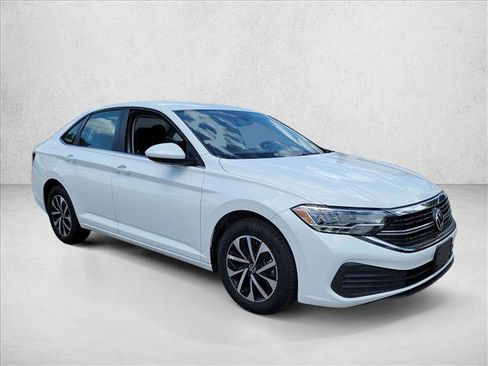 Used 2024 Volkswagen Jetta S FWD image 3