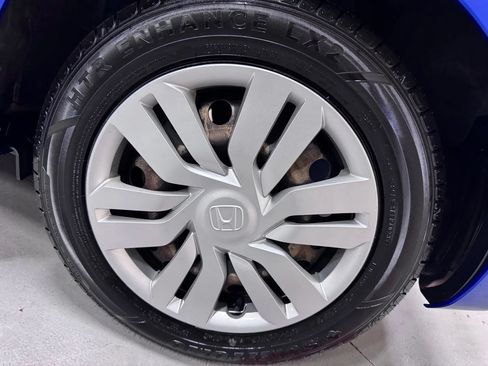 Used 2016 Honda Fit LX image 9