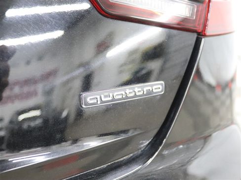 Used 2019 Audi A4 2.0T Premium Plus w/ Premium Plus Package image 7