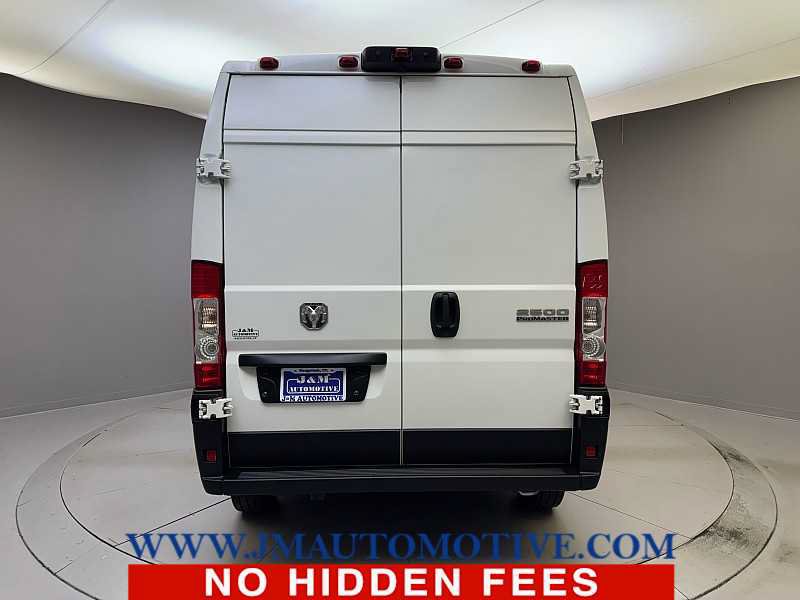 Used 2024 RAM ProMaster 2500 w/ Convenience Group FWD image 4