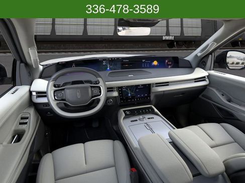 New 2026 Lincoln Navigator L Reserve image 9