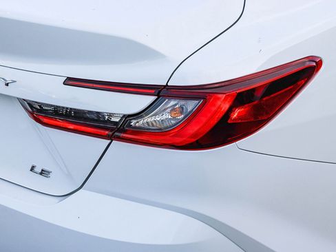 Used 2025 Toyota Camry LE image 10