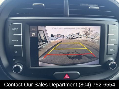 Used 2025 Kia Soul LX w/ LX Technology Package image 21