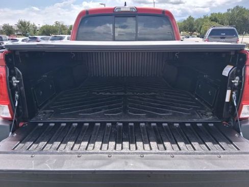 Used 2016 Toyota Tacoma SR w/ Towing Package AWD/4WD image 8