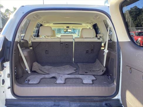 Used 2018 Lexus GX 460 Luxury image 16