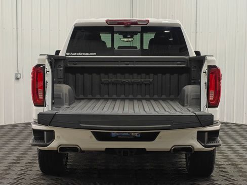 Used 2023 GMC Sierra 1500 Denali w/ Denali Reserve Package AWD/4WD image 26