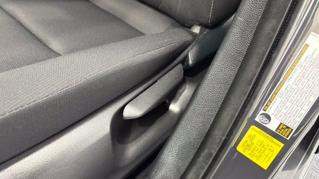 Used 2025 Toyota Corolla LE FWD image 12