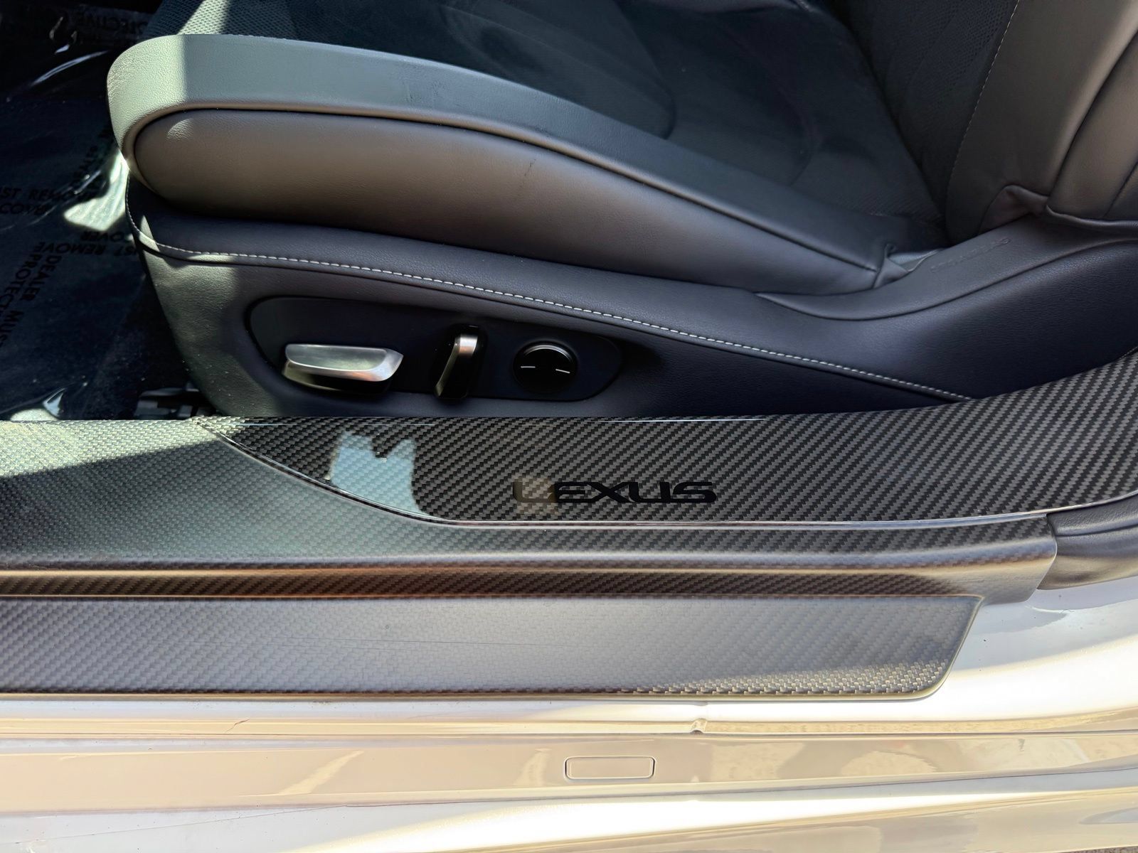Used 2024 Lexus LC 500 Coupe w/ Dynamic Handling Package RWD image 28