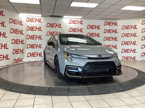 Used 2022 Toyota Corolla SE w/ Carpet Mat Package (TMS) FWD image 1