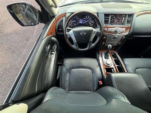 Used 2019 INFINITI QX80 Luxe image 10