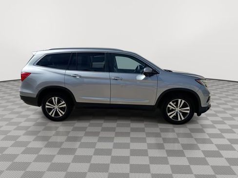 Used 2016 Honda Pilot EX image 9