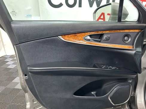 Used 2016 Lincoln MKX Select w/ Select Plus Package image 19