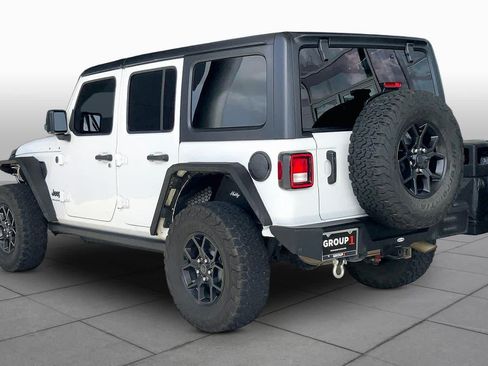 Used 2024 Jeep Wrangler Unlimited Sport AWD/4WD image 12