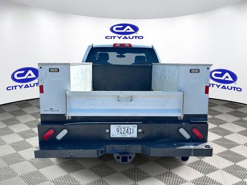 Used 2018 Chevrolet Silverado 2500 LT AWD/4WD image 5