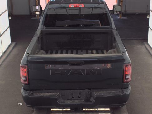 Used 2025 RAM 2500 Big Horn AWD/4WD image 4