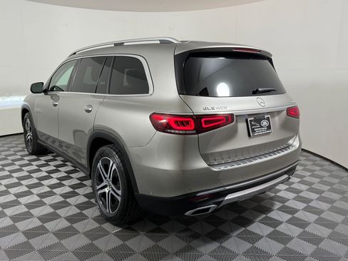 Used 2022 Mercedes-Benz GLS 450 4MATIC image 3