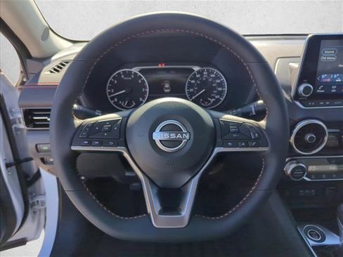 New 2025 Nissan Sentra SR image 16