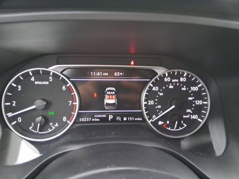 Certified 2024 Nissan Rogue SV image 10