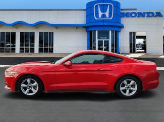 Used 2016 Ford Mustang Coupe RWD video 3
