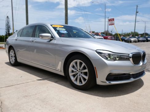 Used 2016 BMW 740i RWD image 3