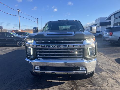 Used 2022 Chevrolet Silverado 2500 LTZ image 9