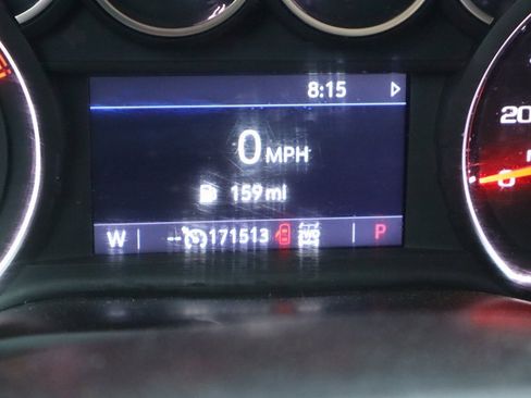 Used 2021 Chevrolet Silverado 1500 LT Trail Boss image 3