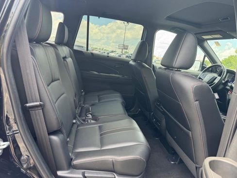 Certified 2024 Honda Passport TrailSport image 11