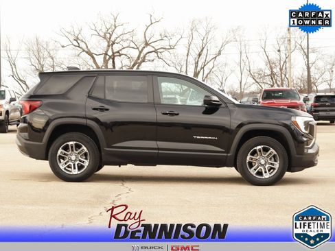 Used 2025 GMC Terrain Elevation image 8