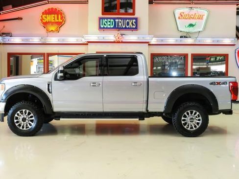 Used 2022 Ford F250 Lariat w/ Lariat Value Package image 12