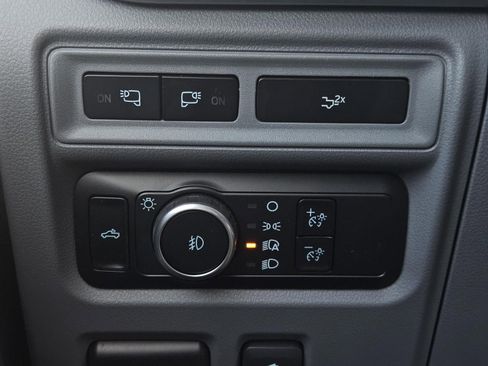 Used 2023 Ford F150 Lariat w/ Equipment Group 502A High image 23