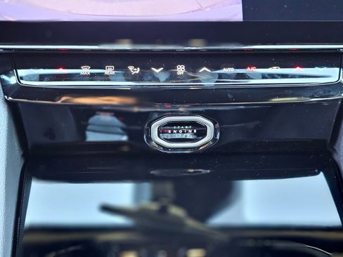 New 2026 Jeep Grand Cherokee L 4WD image 13
