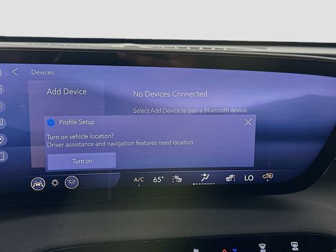 Used 2025 Buick Enclave Preferred FWD image 19